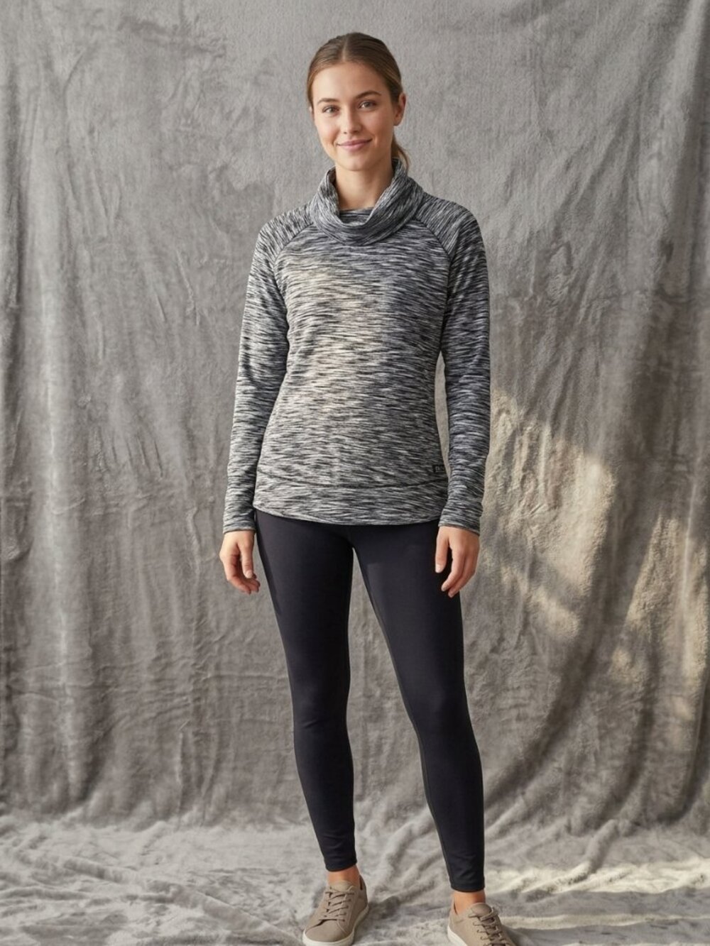 ANDREW Marc performance lined fleece sweater size Small